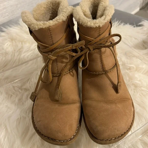 UGGs LaJolla Cork Size 7 - Picture 1 of 5